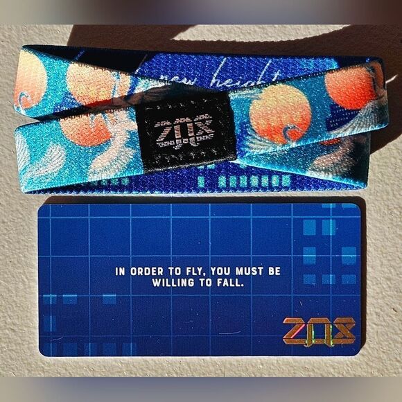 ZOX "REACH NEW HEIGHTS" #733 OF 1000 Whitestar Crane DBL collectible wristband - Picture 3 of 3